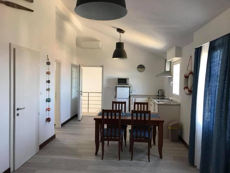 Villa Joy 4Ever Banjol Exteriör bild