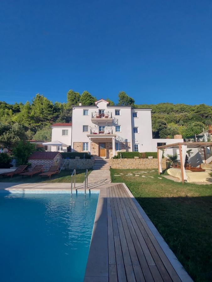 Villa Joy 4Ever Banjol Exteriör bild