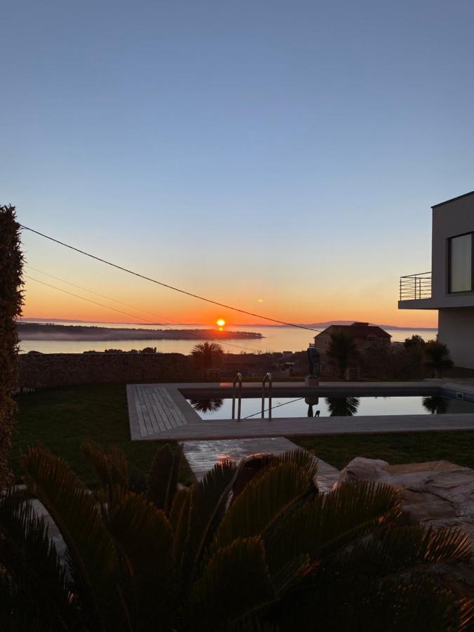 Villa Joy 4Ever Banjol Exteriör bild