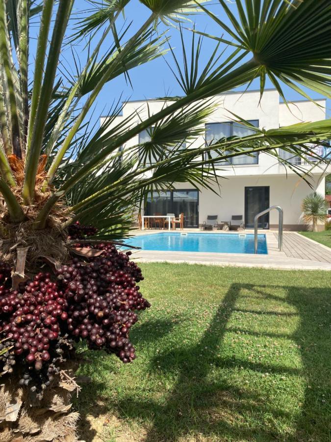 Villa Joy 4Ever Banjol Exteriör bild