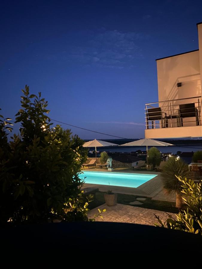 Villa Joy 4Ever Banjol Exteriör bild