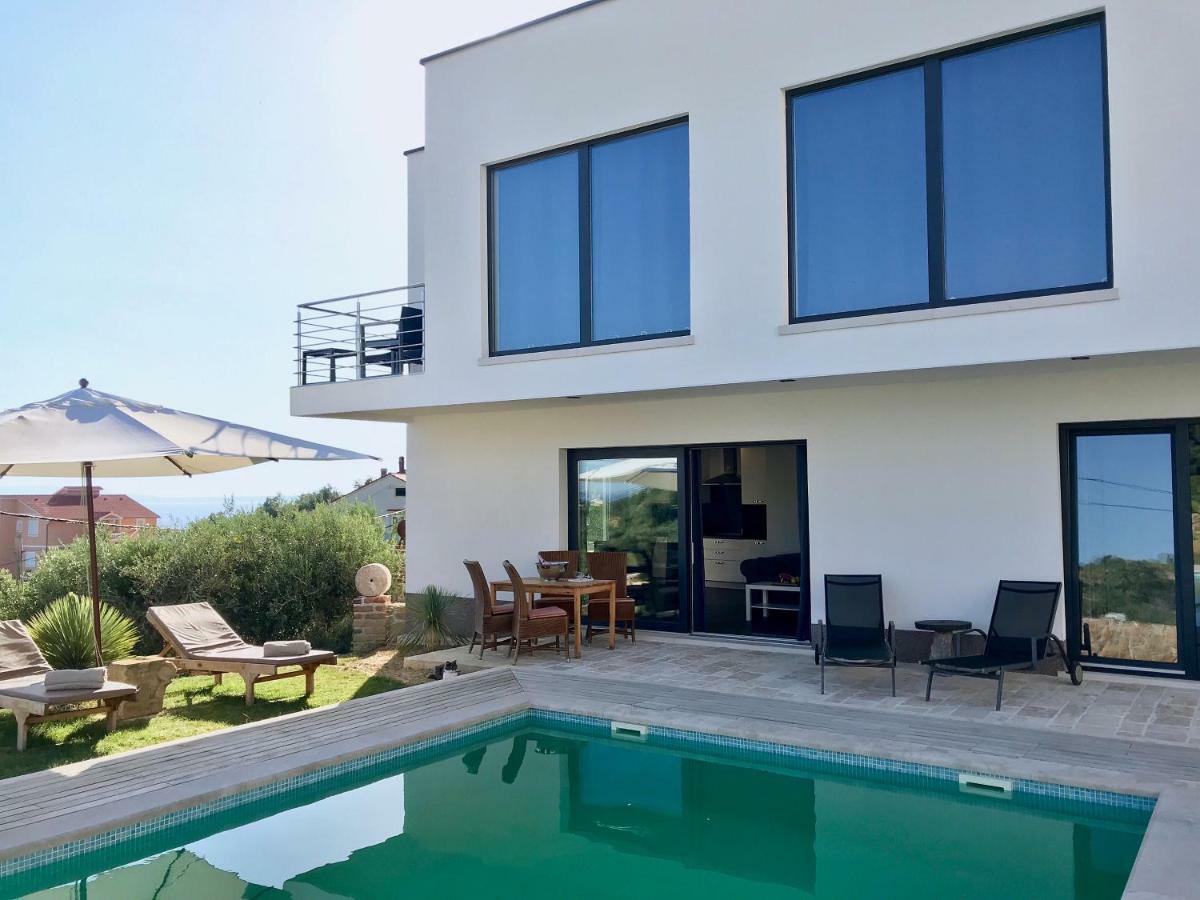 Villa Joy 4Ever Banjol Exteriör bild