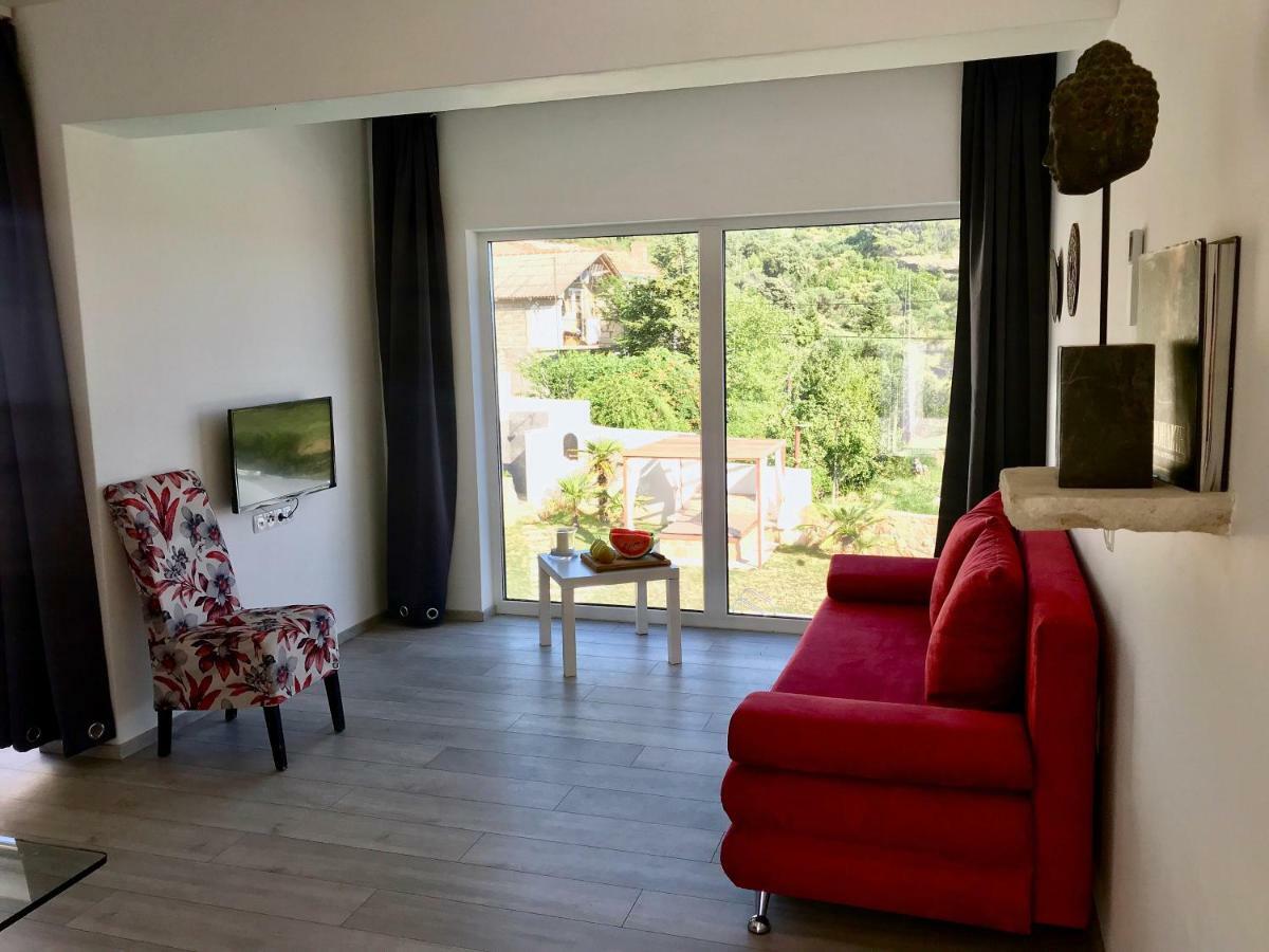 Villa Joy 4Ever Banjol Exteriör bild